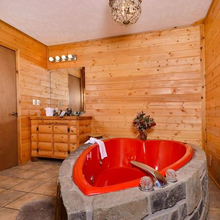 Romantic Retreat Pigeon Forge Exterior photo